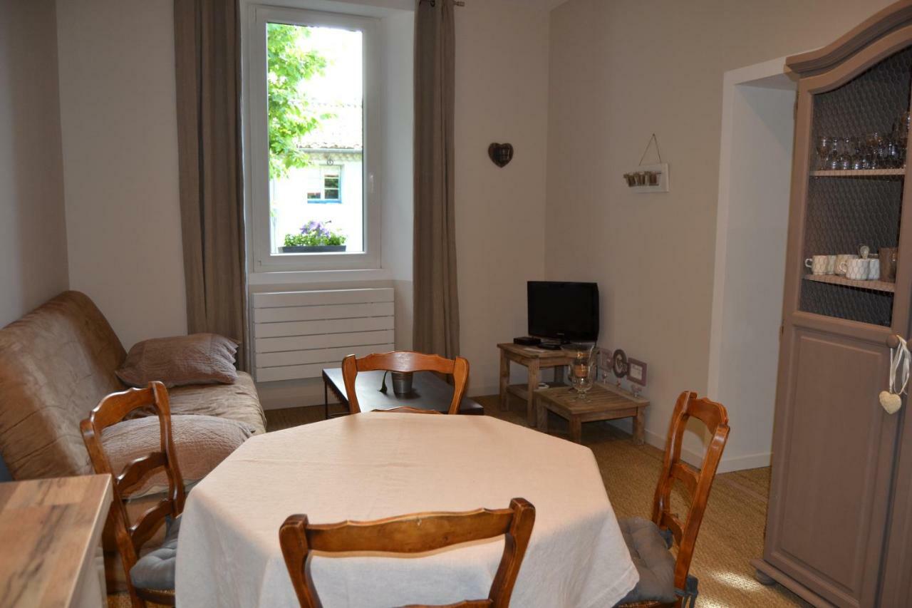 Appart'Hotel 27 Le Lion D'Or Malaucène Eksteriør bilde